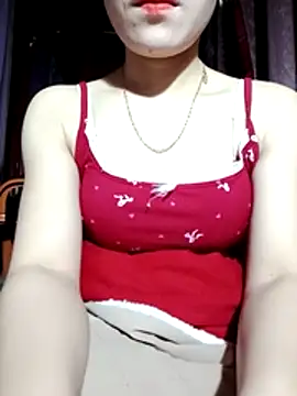 Snapshot of LucyyLy chatting on 12/13/25, 11:54 LucyyLy online show from 12/13/25, 11:54
