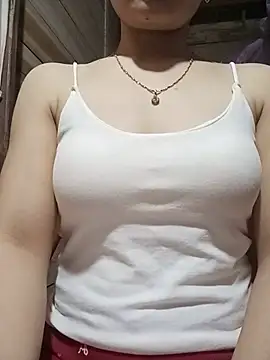 LucyyLy online show from 05/20/26, 12:11