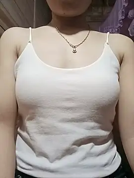 LucyyLy online show from 06/05/26, 07:58