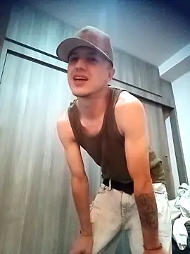 Snapshot of DebutingPathway chatting on 11/07/25, 05:46 DebutingPathway online show from 11/07/25, 05:46