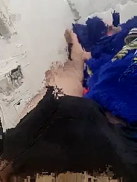 Snapshot of Yazaza1999 chatting on 09/28/25, 01:05 Yazaza1999 online show from 09/28/25, 01:05