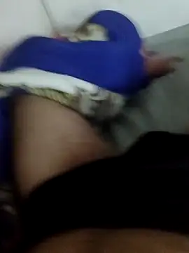 Snapshot of Yazaza1999 chatting on 10/10/25, 10:31 Yazaza1999 online show from 10/10/25, 10:31