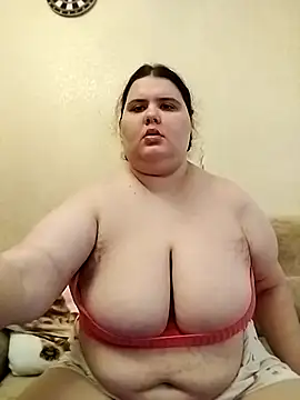 Snapshot of Vllada_Brattz chatting on 10/27/25, 08:51 Vllada Brattz online show from 10/27/25, 08:51