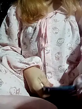 swallow-nice online show from 11/03/25, 04:41