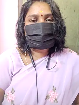 Snapshot of Tamil_Azhaghi25 chatting on 05/25/26, 11:16 Tamil Azhaghi25 online show from 05/25/26, 11:16