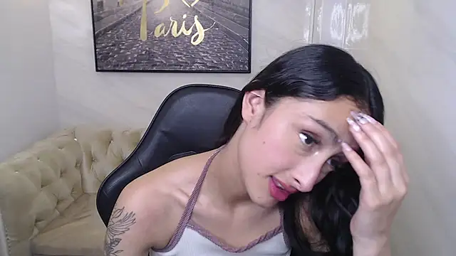 Snapshot of Tifany_v chatting on 10/12/25, 01:15 Tifany v online show from 10/12/25, 01:15