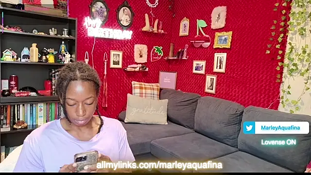 MarleyAquafina online show from 09/22/25, 01:13