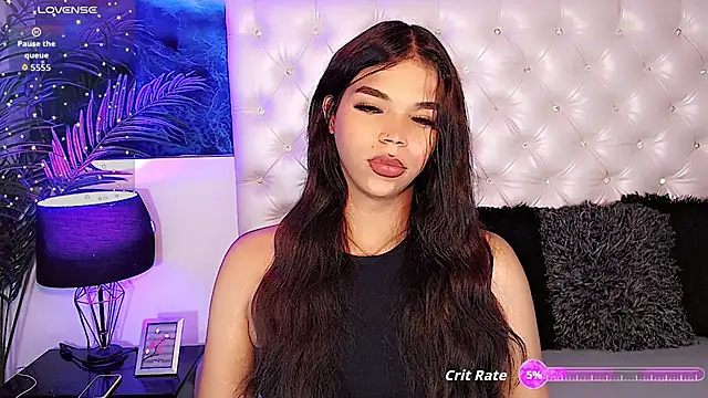 Snapshot of Valeria_Swett_ chatting on 11/07/25, 04:56 Valeria Swett online show from 11/07/25, 04:56