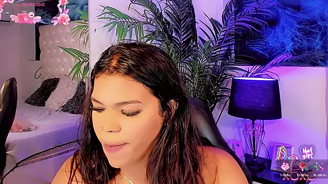Valeria Swett  online show from 05/09/26, 09:09