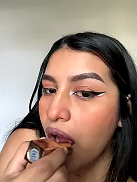  Chloe Smith online show from 09/25/25, 02:10