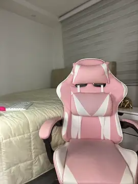 Nicolblossom1 online show from 10/25/25, 10:59