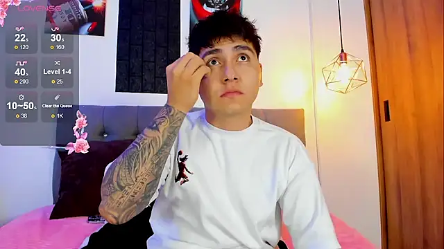 Snapshot of Nicolas_James_Sc chatting on 09/26/25, 02:21 Nicolas James Sc online show from 09/26/25, 02:21