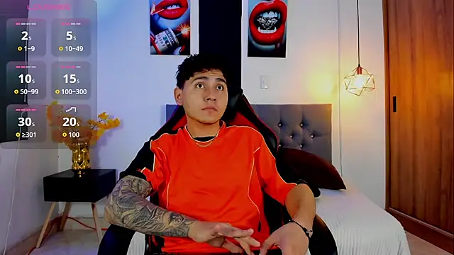 Snapshot of Nicolas_James_Sc chatting on 10/01/25, 01:28 Nicolas James Sc online show from 10/01/25, 01:28