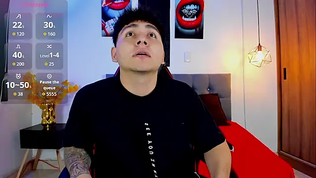 Snapshot of Nicolas_James_Sc chatting on 10/07/25, 01:30 Nicolas James Sc online show from 10/07/25, 01:30