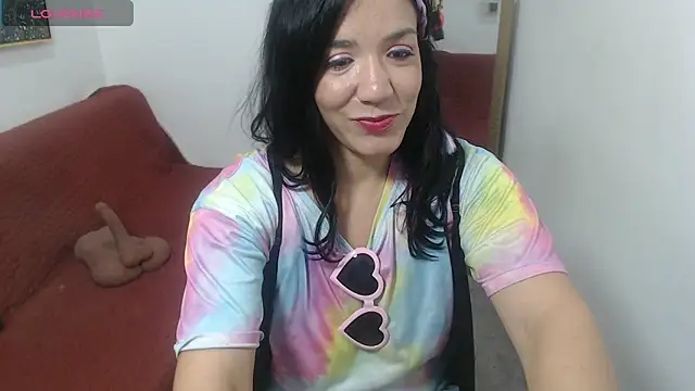 danna zuluaga online show from 10/16/25, 12:28