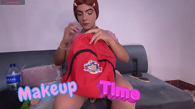 Snapshot of regina_mills_milk chatting on 10/04/25, 03:59 regina mills milk online show from 10/04/25, 03:59