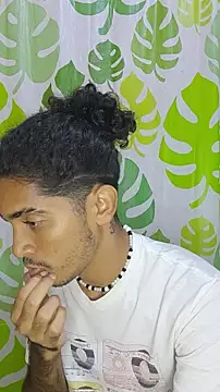Alej figueroa online show from 09/13/25, 04:45