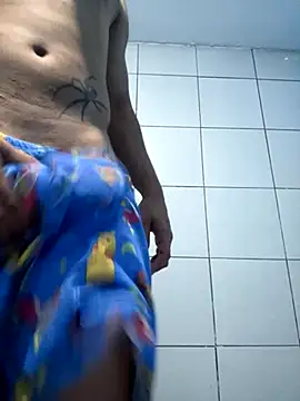 Snapshot of condenovin chatting on 09/22/25, 11:29 condenovin online show from 09/22/25, 11:29