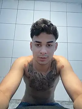 Snapshot of condenovin chatting on 11/01/25, 11:07 condenovin online show from 11/01/25, 11:07