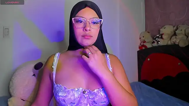 Burcu yaran online show from 09/11/25, 01:28