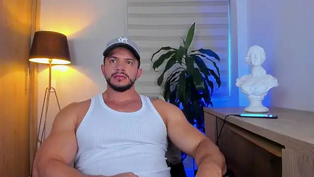 Erick Thompsonx online show from 05/12/26, 07:22