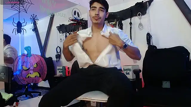 Snapshot of subarashi_ishi69 chatting on 10/10/25, 06:18 subarashi ishi69 online show from 10/10/25, 06:18