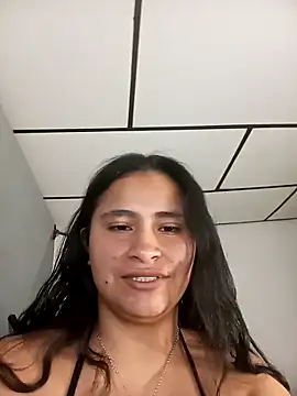 Snapshot of SaraDirty- chatting on 10/01/25, 04:51 SaraDirty- online show from 10/01/25, 04:51