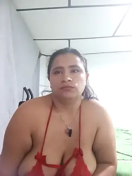 Snapshot of SaraDirty- chatting on 10/02/25, 04:19 SaraDirty- online show from 10/02/25, 04:19