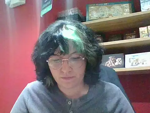 Snapshot of Froggyinthebox chatting on 06/11/26, 11:58 Froggyinthebox online show from 06/11/26, 11:58