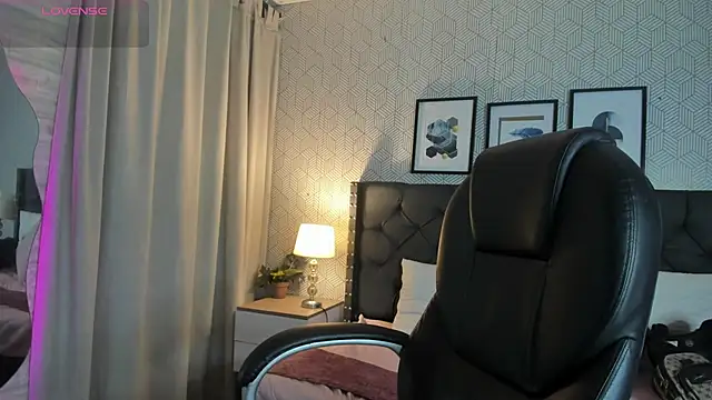 sophie  blare online show from 07/02/26, 07:20