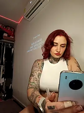 Snapshot of blazed_vixen chatting on 03/27/26, 11:37 blazed vixen online show from 03/27/26, 11:37