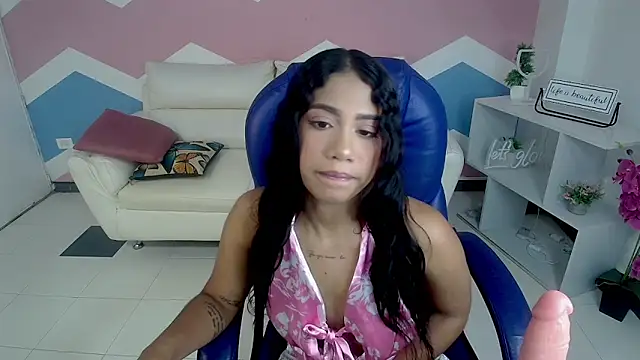 tiny luxe online show from 09/08/25, 11:26