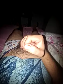 Snapshot of hornny_boy310055 chatting on 10/06/25, 05:21 hornny boy310055 online show from 10/06/25, 05:21