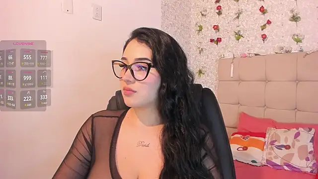 Scarlett Hot7 online show from 09/19/25, 04:14