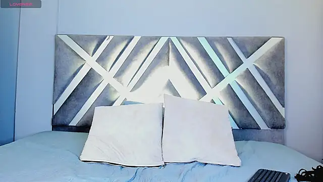 Snapshot of kaylii_purple chatting on 10/04/25, 05:27 kaylii purple online show from 10/04/25, 05:27