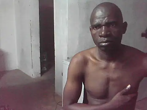 Snapshot of nbcouples chatting on 12/16/25, 08:52 nbcouples online show from 12/16/25, 08:52