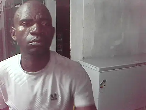 Snapshot of nbcouples chatting on 12/17/25, 02:12 nbcouples online show from 12/17/25, 02:12