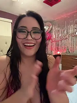 MyHoneyFrida online show from 12/02/25, 05:57