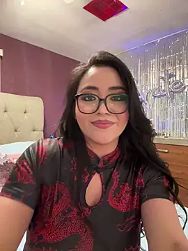 MyHoneyFrida online show from 12/19/25, 01:23