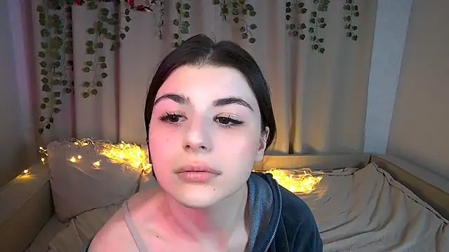 pyro flerrr online show from 09/19/25, 06:52