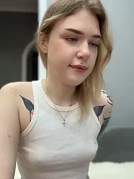 elliss  online show from 10/11/25, 07:40