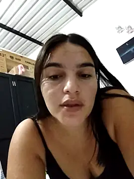 Snapshot of chloe_90 chatting on 10/28/25, 12:03 chloe 90 online show from 10/28/25, 12:03