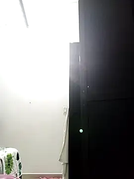 Snapshot of chloe_90 chatting on 10/29/25, 11:39 chloe 90 online show from 10/29/25, 11:39