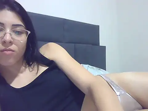 lari arrudinha online show from 10/28/25, 12:03