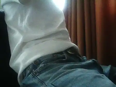 Snapshot of phineas0101 chatting on 09/14/25, 10:20 phineas0101 online show from 09/14/25, 10:20