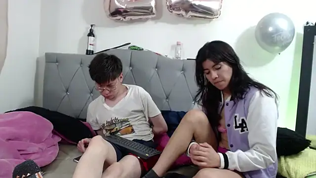 MAYTE  RICK online show from 10/18/25, 07:31