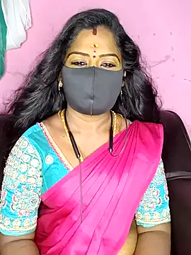 Snapshot of tamilammukuttyy chatting on 09/13/25, 03:28 tamilammukuttyy online show from 09/13/25, 03:28