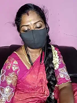 Snapshot of tamilammukuttyy chatting on 09/20/25, 09:38 tamilammukuttyy online show from 09/20/25, 09:38