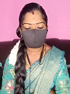 Snapshot of tamilammukuttyy chatting on 09/23/25, 03:20 tamilammukuttyy online show from 09/23/25, 03:20