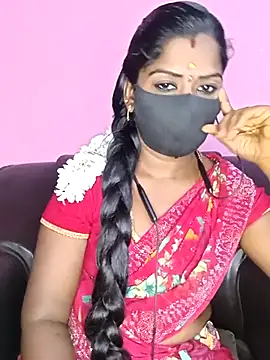 Snapshot of tamilammukuttyy chatting on 10/15/25, 03:23 tamilammukuttyy online show from 10/15/25, 03:23